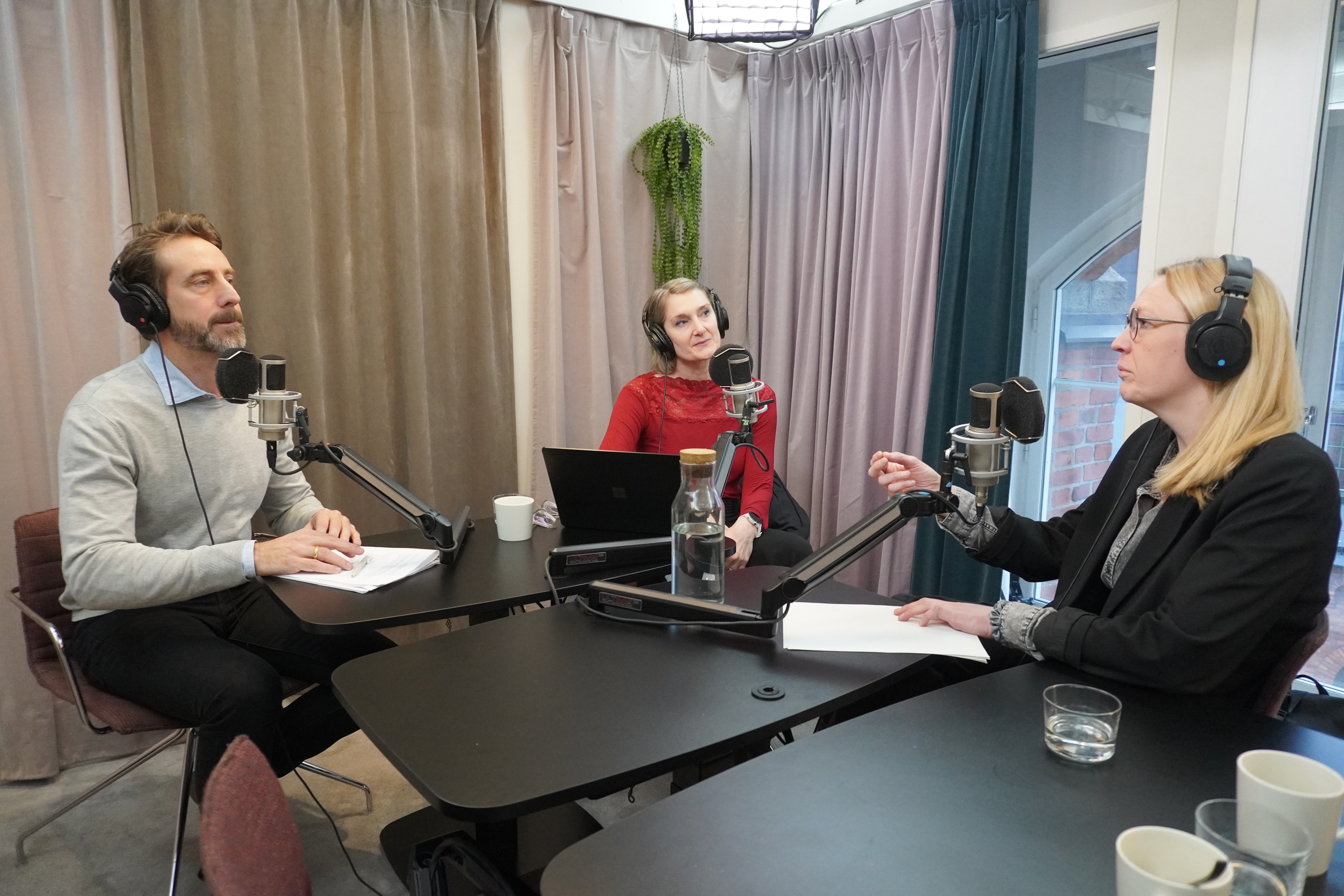 Olof Hugander från Parasrådet, Åsa Pyka från Arbetsgivarverket och Sanna Feldell från OFR, S, P, O