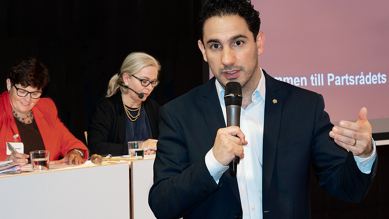 Partsrådets kanslichef Elisabet Sundén Ingeström, representantskapets ordförande Britta Lejon (OFR/S,P,O) samt civilminister Ardalan Shekarabi